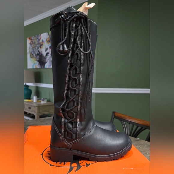 Milwaukee Black 17-Inch Lace Side Leather Boots with Contrast Stitching #1124 - Picture 7 of 16